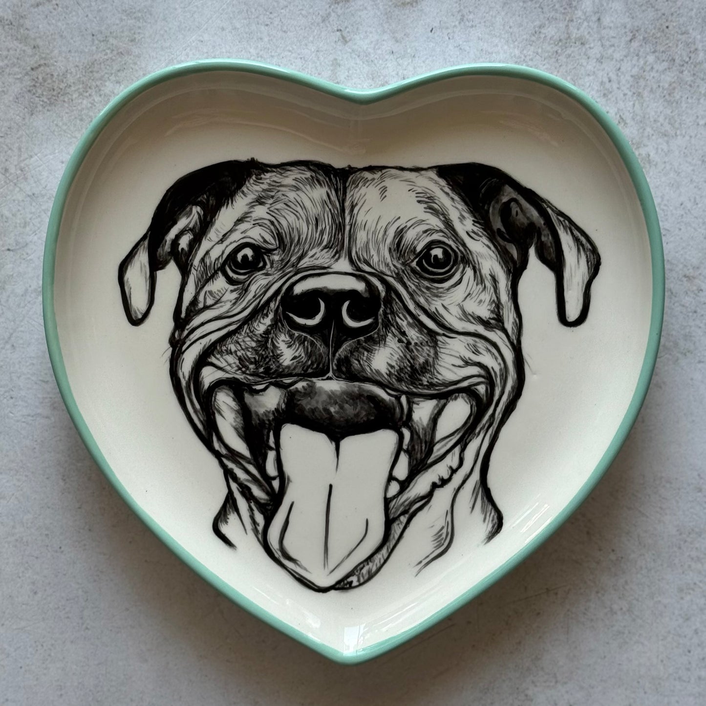 Pet portrait heart plate