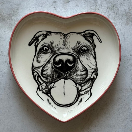 Pet portrait heart plate